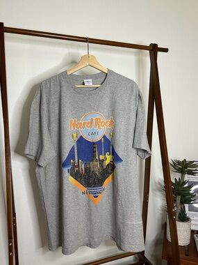 Hardrock Cafe x Pacsun New York Grey Short Sleeve  Size Large